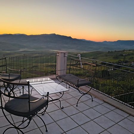 Belvedere Santa Margherita di Belice Buitenkant foto