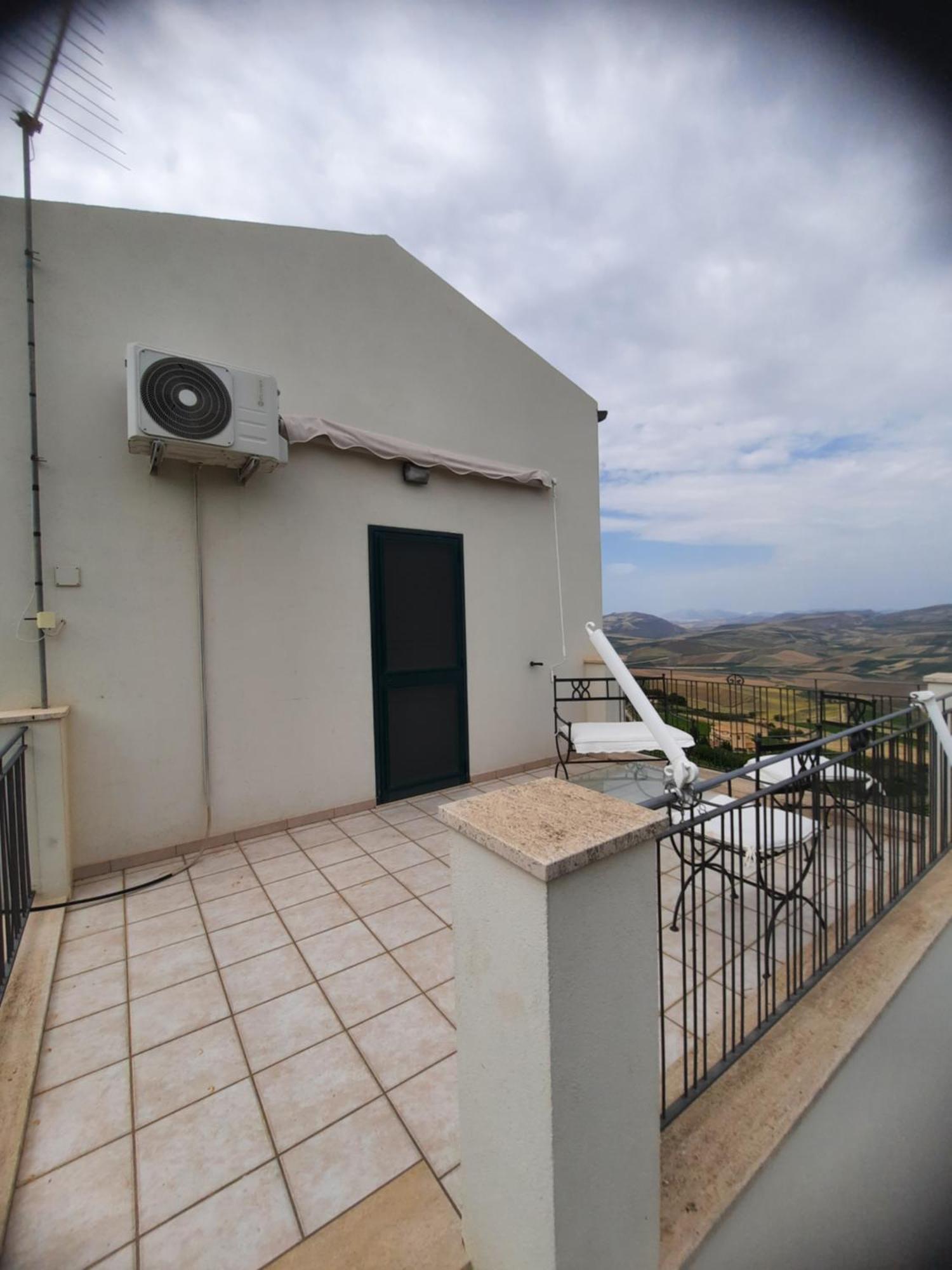 Belvedere Santa Margherita di Belice Buitenkant foto